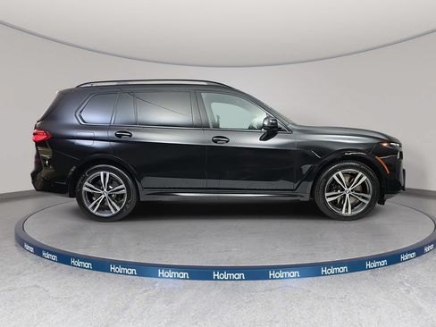Used 2026 BMW X7 xDrive40i w/ M Sport Package AWD/4WD image 6
