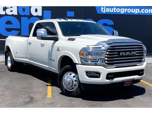 Used 2023 RAM 3500 Limited AWD/4WD image 2