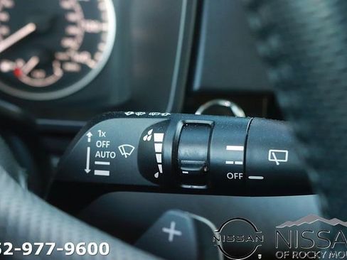 Used 2024 Mitsubishi Outlander SE FWD image 25