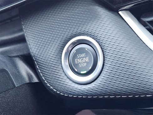 Used 2026 Chevrolet Equinox LT w/ Convenience Package II image 20