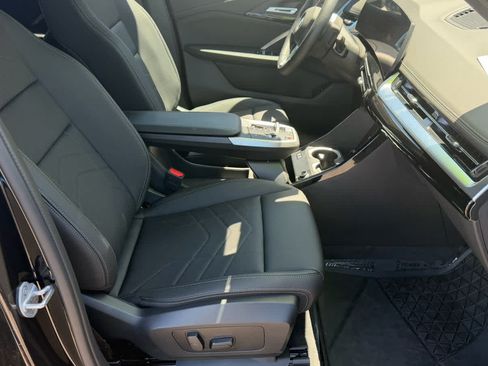 Used 2025 BMW X1 xDrive28i w/ Convenience Package AWD/4WD image 13