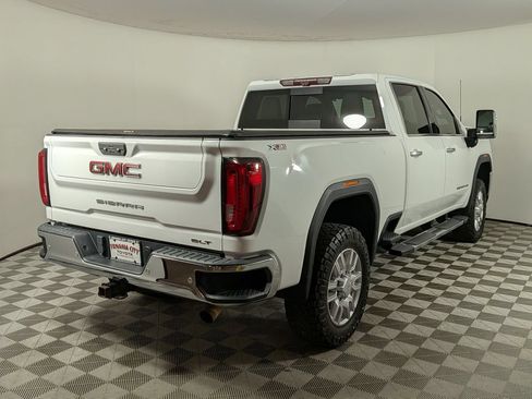 Used 2020 GMC Sierra 2500 SLT w/ SLT Premium Plus Package AWD/4WD image 3