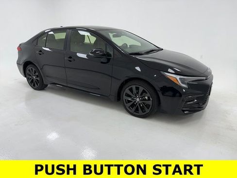 Used 2024 Toyota Corolla SE w/ SE Convenience Package image 1
