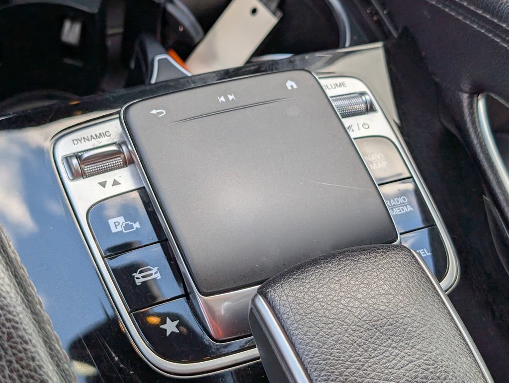 Used 2020 Mercedes-Benz GLE 350 4MATIC w/ Parking Assist Package image 32