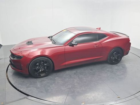 Used 2020 Chevrolet Camaro LT image 60