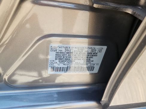 Used 2015 Nissan Sentra SL FWD image 18