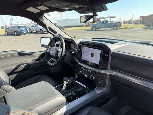 Used 2025 Ford F150 Lariat w/ Equipment Group 501A Mid image 40