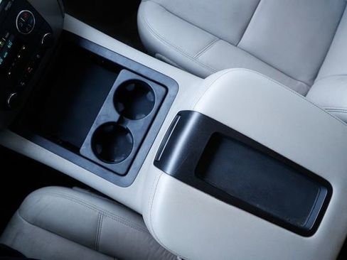 Used 2013 GMC Yukon SLT image 43