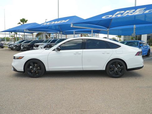 Used 2025 Honda Accord Sport image 10