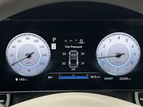 Used 2024 Hyundai Elantra SEL FWD image 37