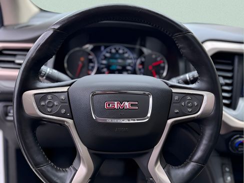 Used 2017 GMC Acadia Denali w/ Technology Package AWD/4WD image 11