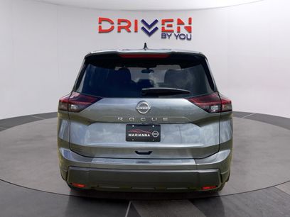 New 2026 Nissan Rogue SV w/ Cold Weather Package