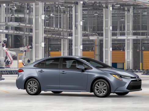 New 2026 Toyota Corolla LE FWD image 15