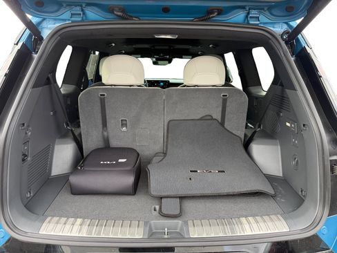 Certified 2024 Kia EV9 GT-Line image 17