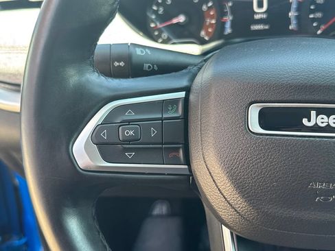 Used 2022 Jeep Compass Latitude AWD/4WD image 36