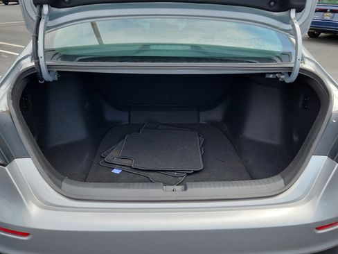 Used 2025 Honda Accord LX image 28