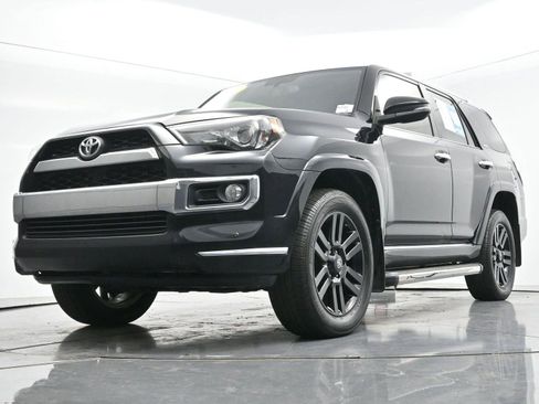 Used 2018 Toyota 4Runner Limited AWD/4WD image 54