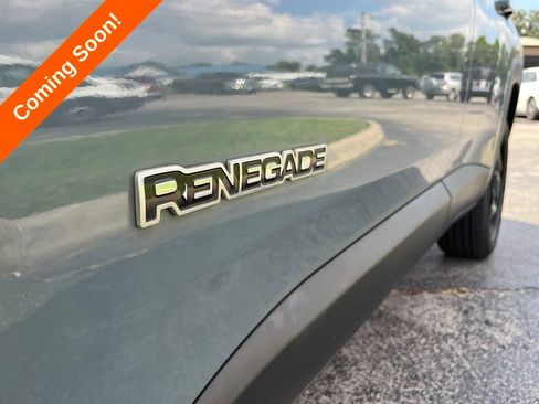 Used 2017 Jeep Renegade Sport w/ Power & Air Group AWD/4WD image 7