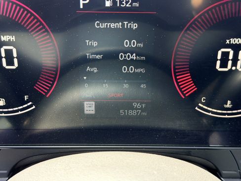 Used 2024 Hyundai Kona SEL FWD image 28