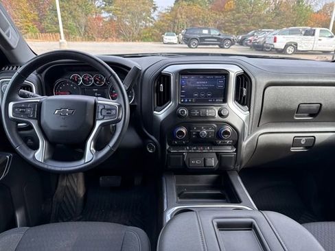 Used 2022 Chevrolet Silverado 1500 RST w/ LPO, Blackout Package image 12