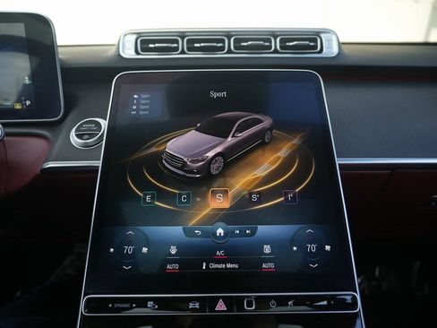 Used 2022 Mercedes-Benz S 580 4MATIC Sedan w/ AMG Line Package image 73