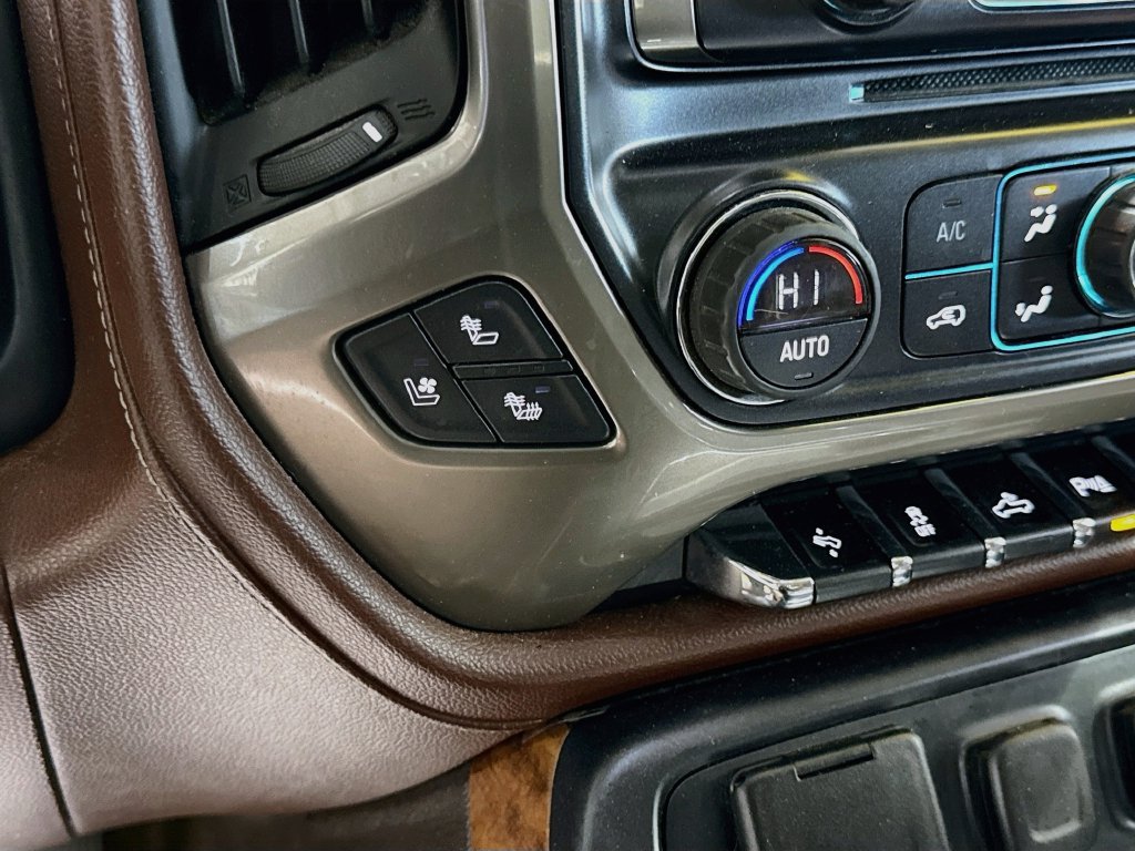 Used 2017 Chevrolet Silverado 2500 High Country w/ Duramax Plus Package AWD/4WD image 21