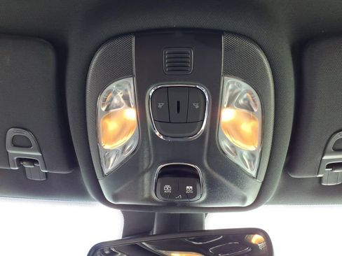 Used 2023 Jeep Compass High Altitude AWD/4WD image 32
