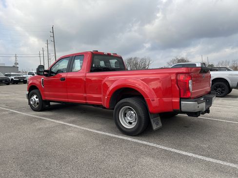 Used 2022 Ford F350 XL image 3