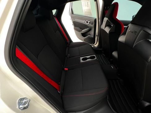 Used 2025 Honda Civic Type R image 14