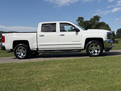 Used 2016 Chevrolet Silverado 1500 LTZ w/ Sport Package AWD/4WD image 13