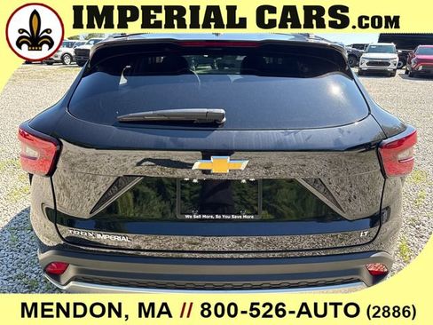 New 2026 Chevrolet Trax LT w/ LT Convenience Package FWD image 10