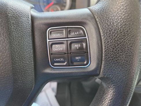 Used 2016 RAM 1500 Classic SLT AWD/4WD image 19