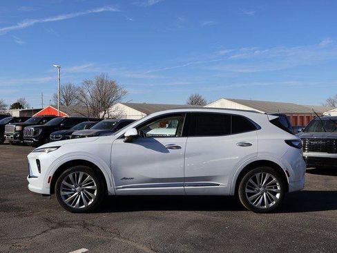 New 2026 Buick Envision Avenir image 4