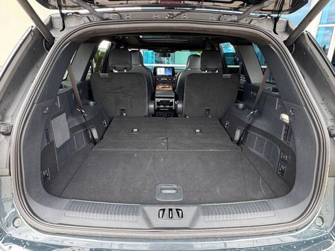 Used 2025 Lincoln Aviator Black Label AWD/4WD image 36