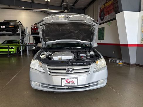 Used 2006 Toyota Avalon XLS image 65