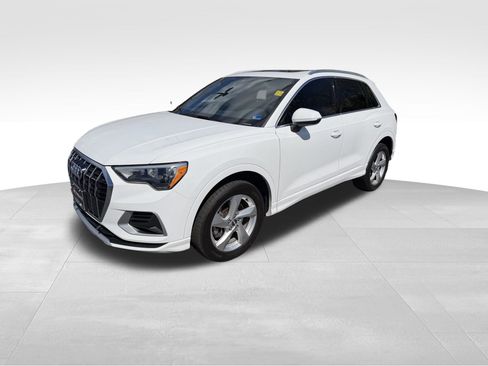 Used 2020 Audi Q3 2.0T Premium image 3