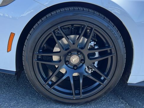 Used 2024 Ford Mustang Coupe RWD image 10