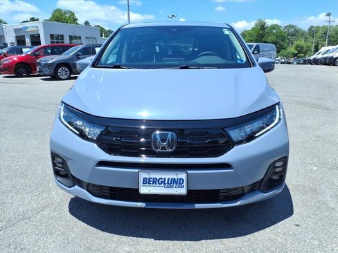 Used 2026 Honda Odyssey Touring image 9
