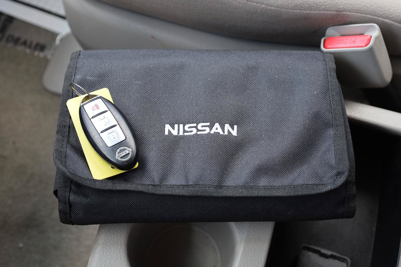 Used 2015 Nissan Quest SV w/ Protection Package FWD image 11