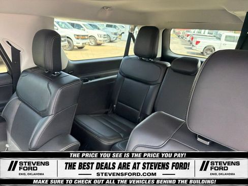 Used 2025 Ford Expedition Max Platinum AWD/4WD image 33