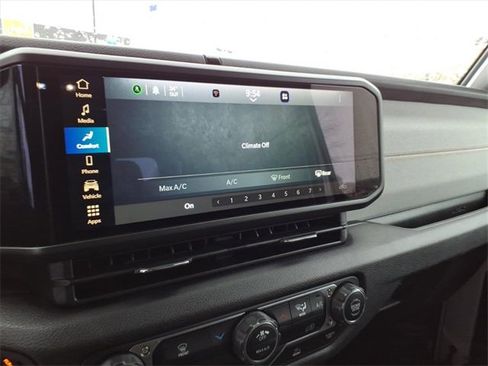 Used 2024 Jeep Gladiator Sport image 20