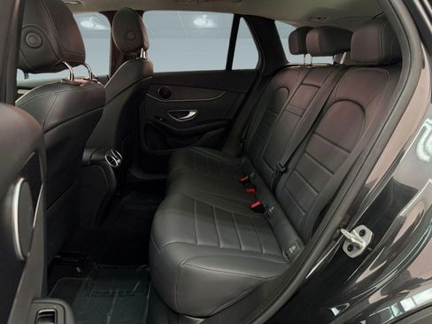 Used 2022 Mercedes-Benz GLC 300 image 12