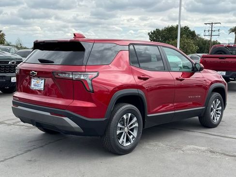 New 2026 Chevrolet Equinox LT w/ Convenience Package II FWD image 5