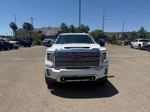 Used 2022 GMC Sierra 3500 Denali w/ Denali Ultimate Package AWD/4WD image 2