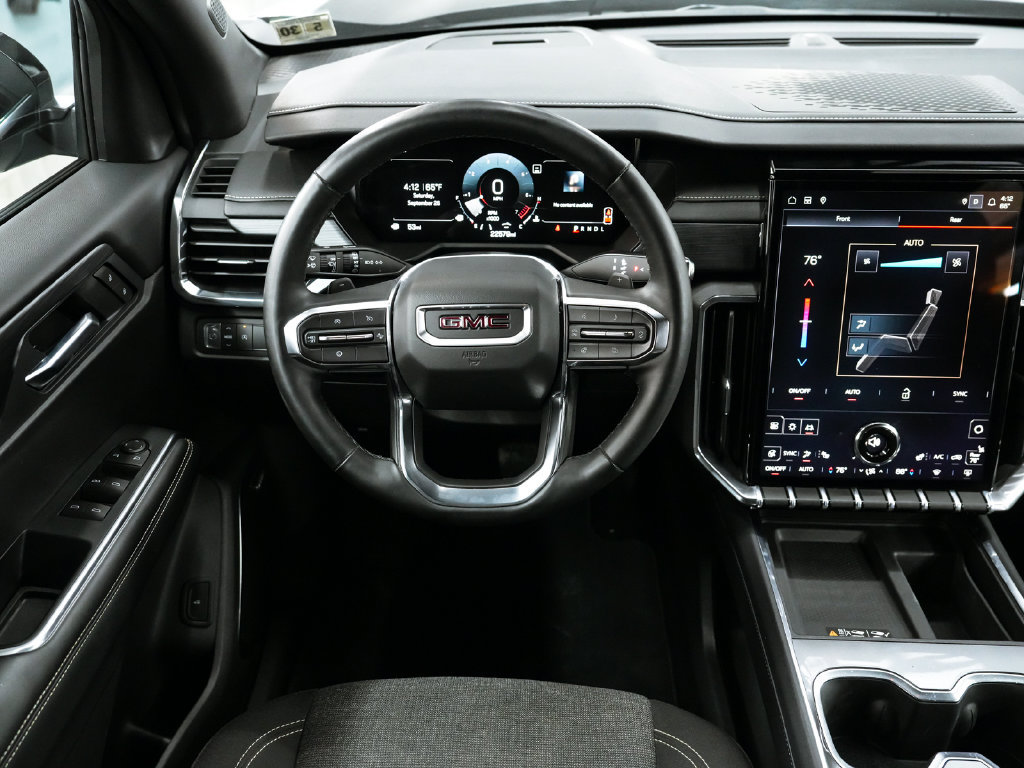 Used 2025 GMC Acadia Elevation w/ Black Edition FWD image 17