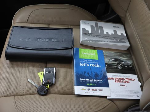 Used 2019 GMC Sierra 3500 Denali w/ Duramax Plus Package AWD/4WD image 57