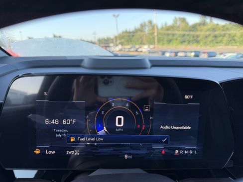 New 2025 Chevrolet Suburban Premier w/ Sun And Tow Package image 23