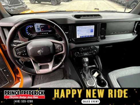 Used 2022 Ford Bronco Big Bend w/ Sasquatch Package image 9