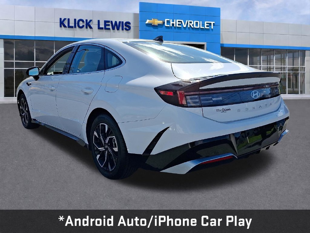 Used 2025 Hyundai Sonata SEL FWD image 5