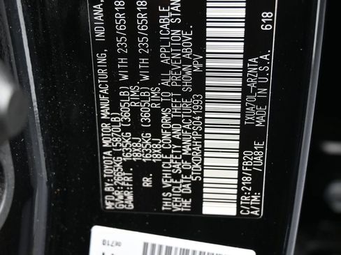 Used 2023 Toyota Highlander L image 17